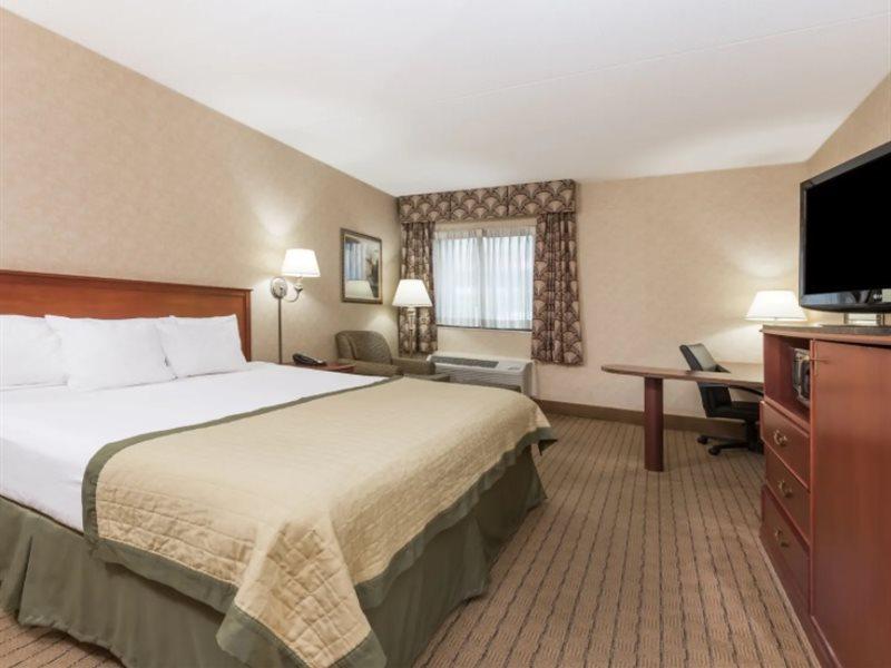 Baymont By Wyndham Indianapolis South Hotell Exteriör bild