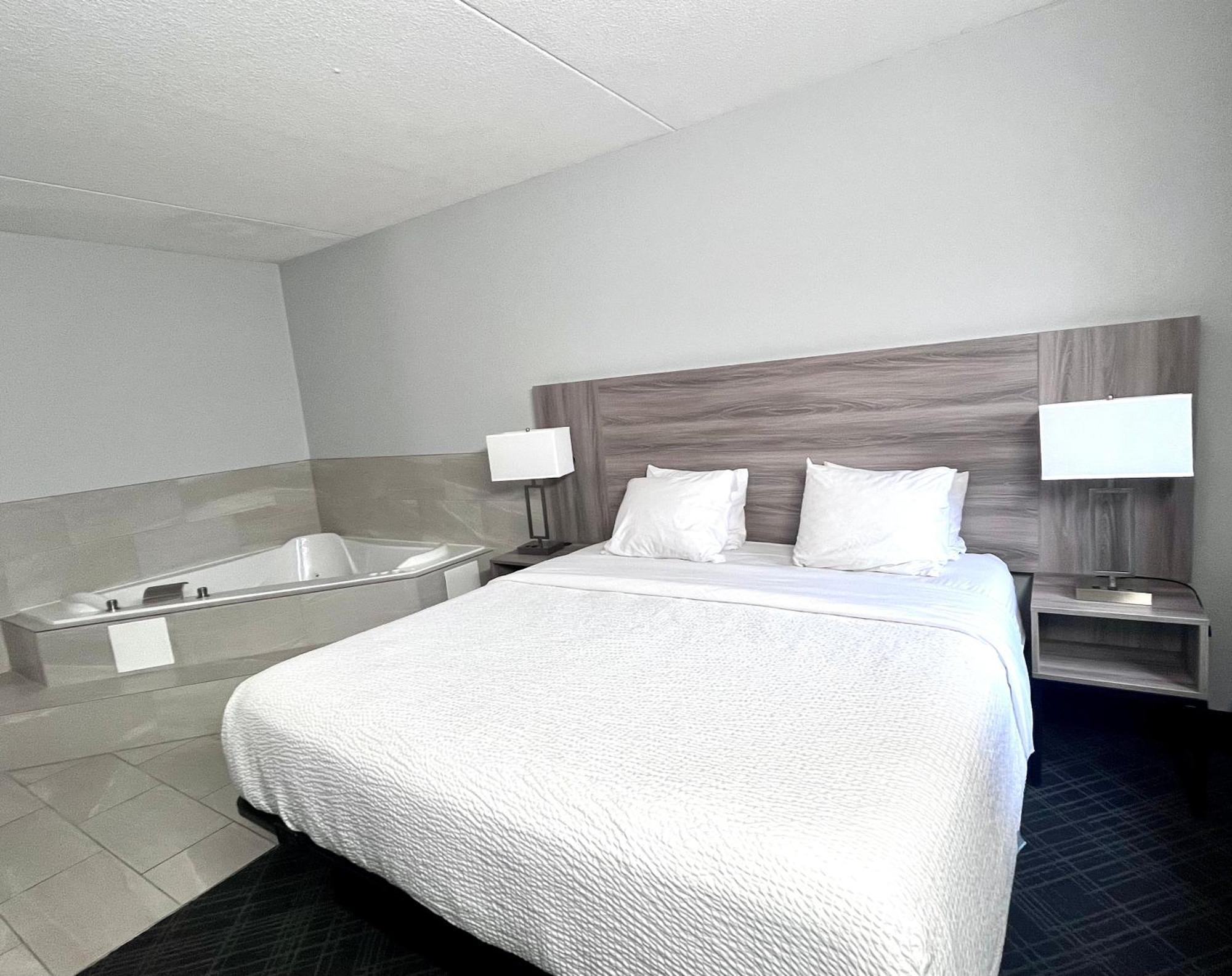 Baymont By Wyndham Indianapolis South Hotell Exteriör bild